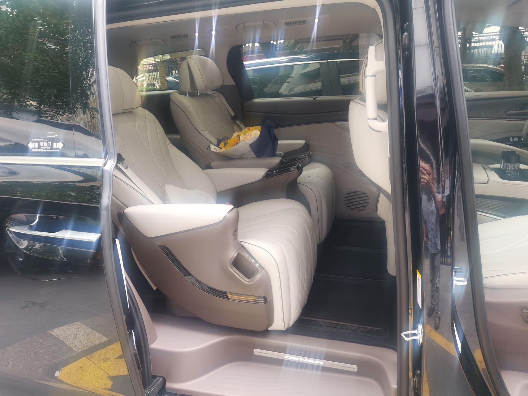 蓄电池日常维护要点:避免突然没电的尴尬情况发生